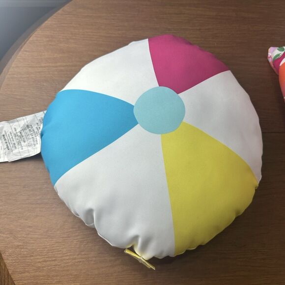 Ashland Home Outdoor Throw Pillows Set Of Two Beach Ball Summer Theme Circle Set - Picture 3 of 7